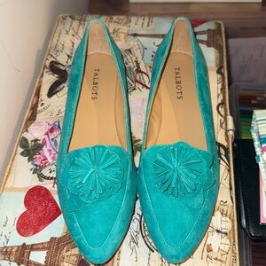 Talbots Suede Leather Flats Flower Detail Turquoise Green Slip On Loafers 8